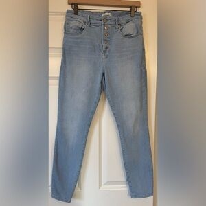 Good American Light wash button fly Jeans Size 12